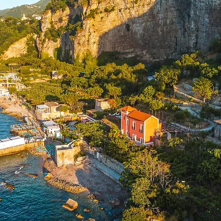 Gocce - Degli Dei Scirocco Apartman *